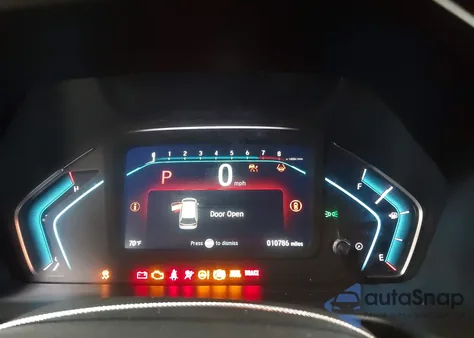 2024 Honda Odyssey Touring z USA, uszkodzony, nr VIN 5FNRL6H8XRB032500